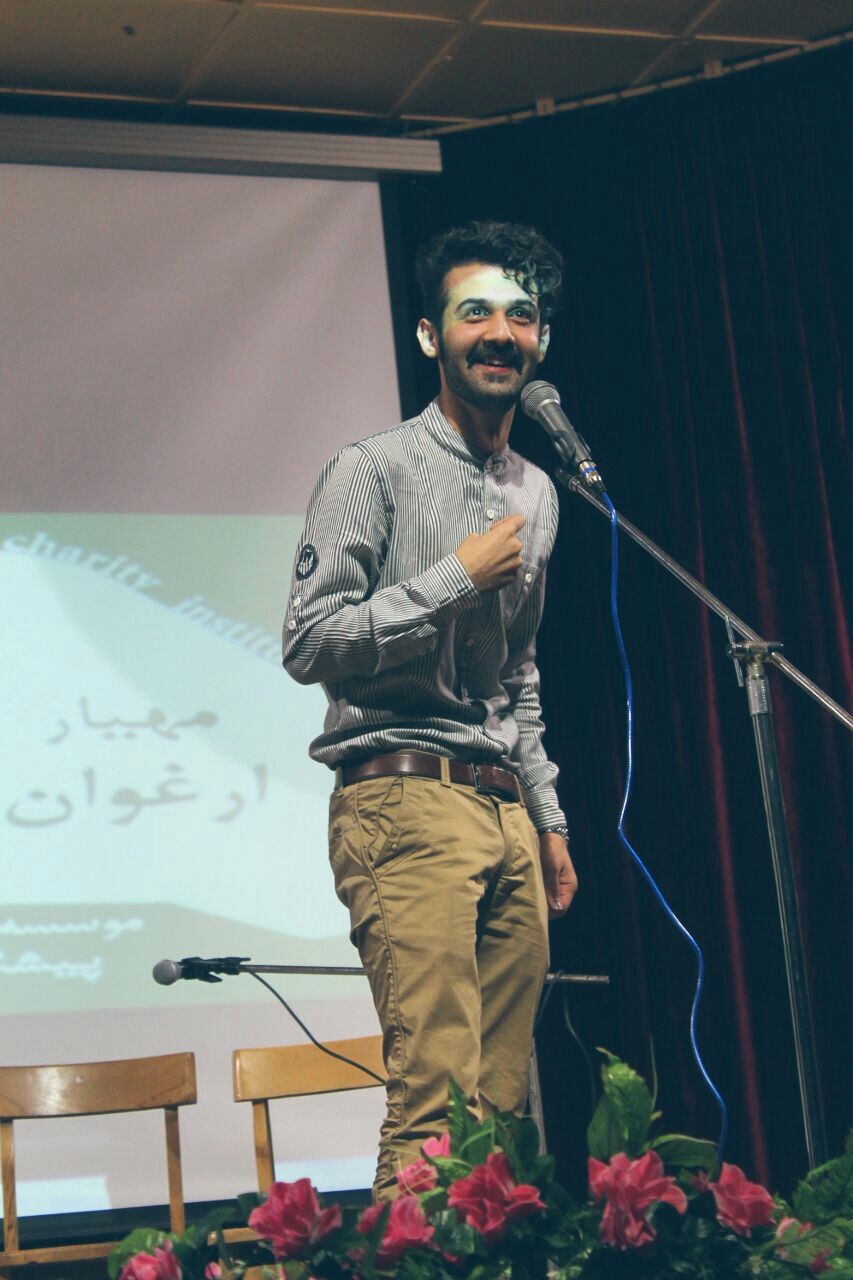 پرده اسپانسر